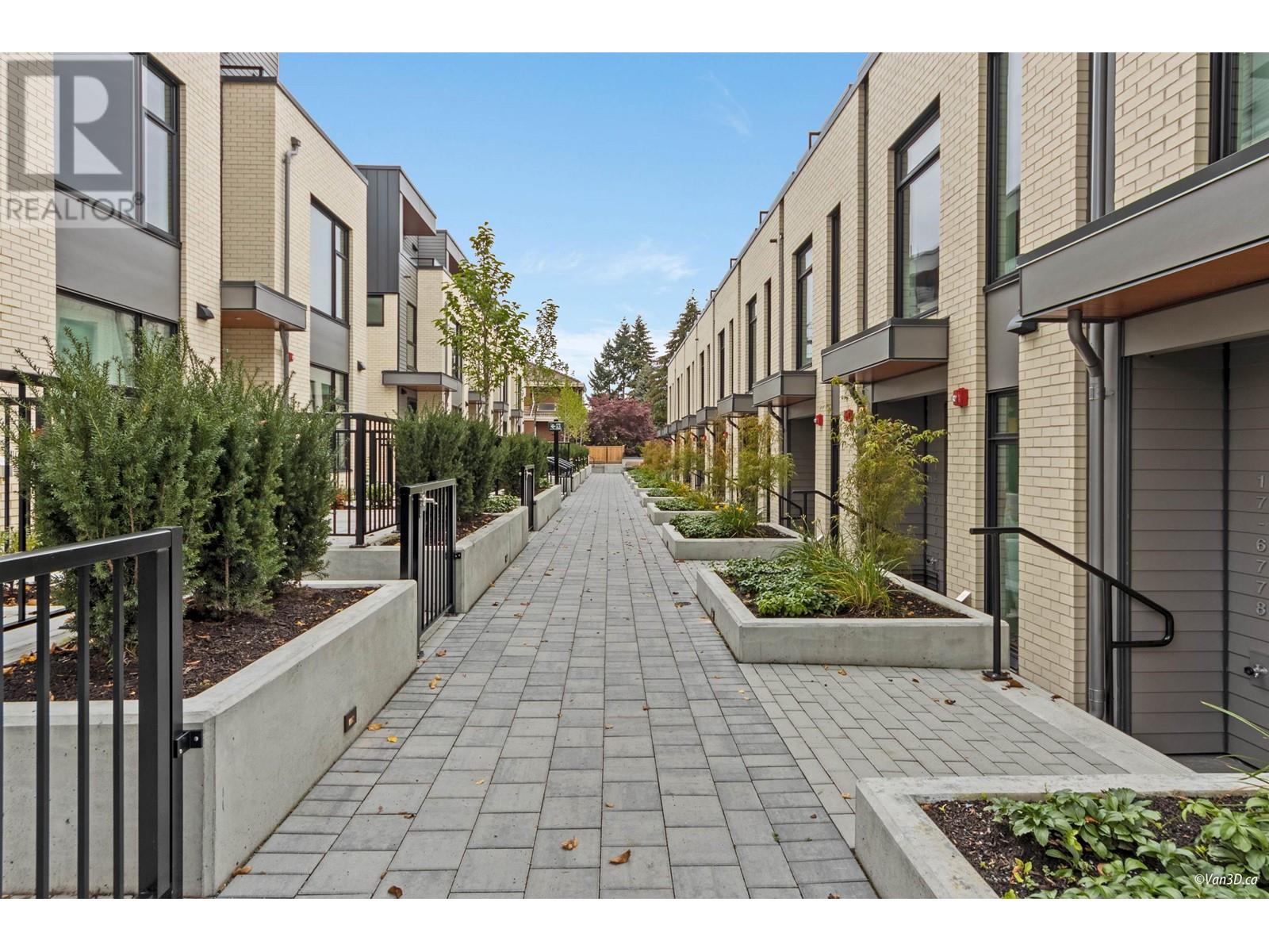 18 6788 OAK STREET, Vancouver