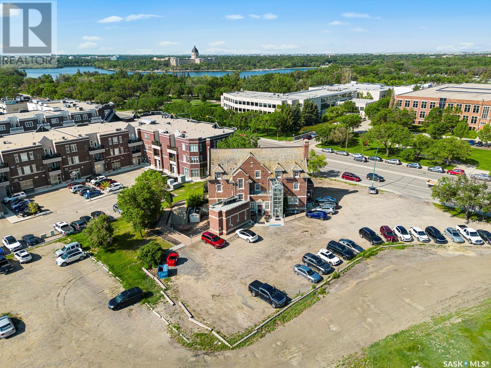 Photo 10 of 213 2445 Broad Street, Regina SK