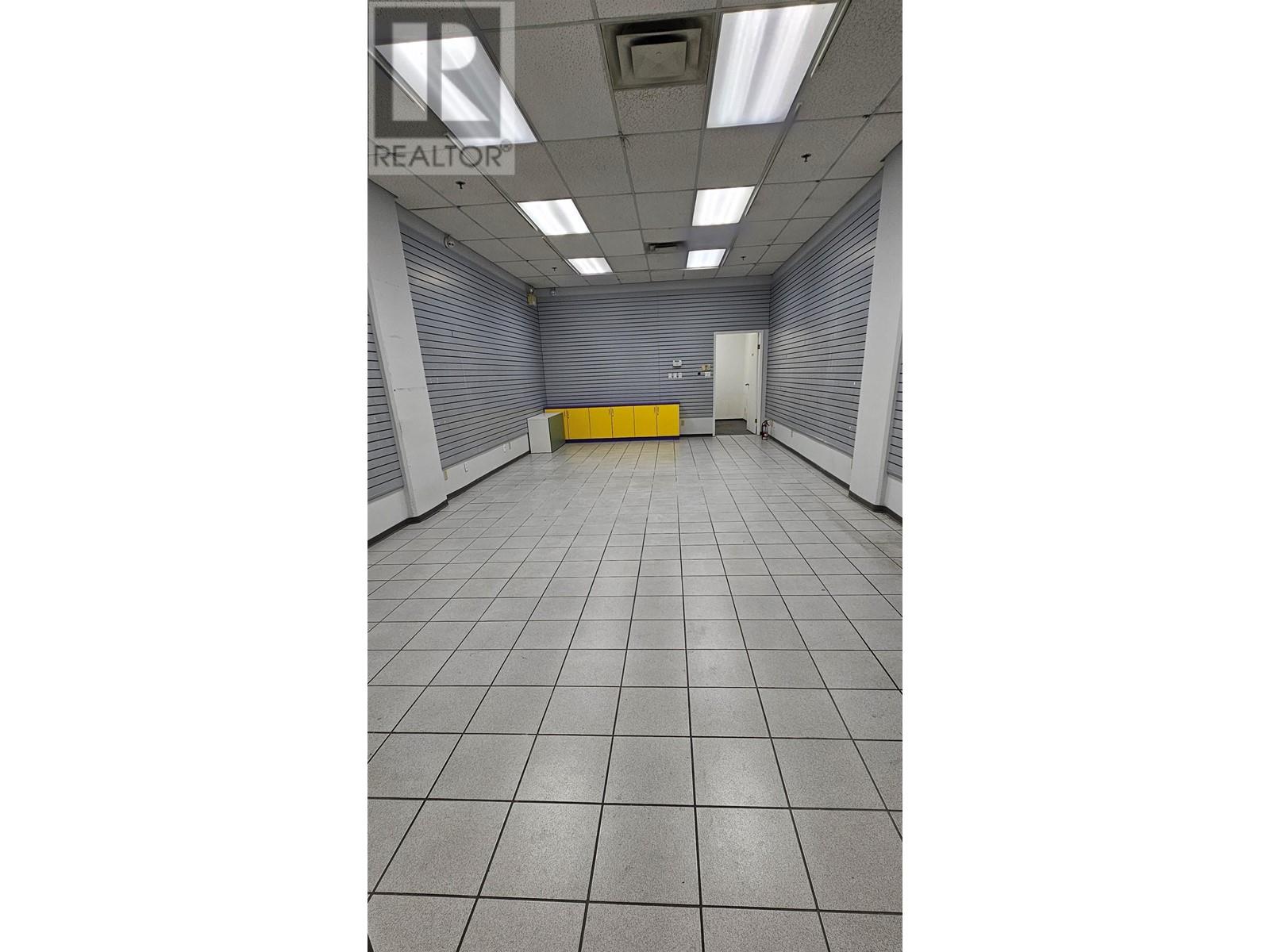 Photo 1 of 1535 4380 No 3 Road, Richmond BC