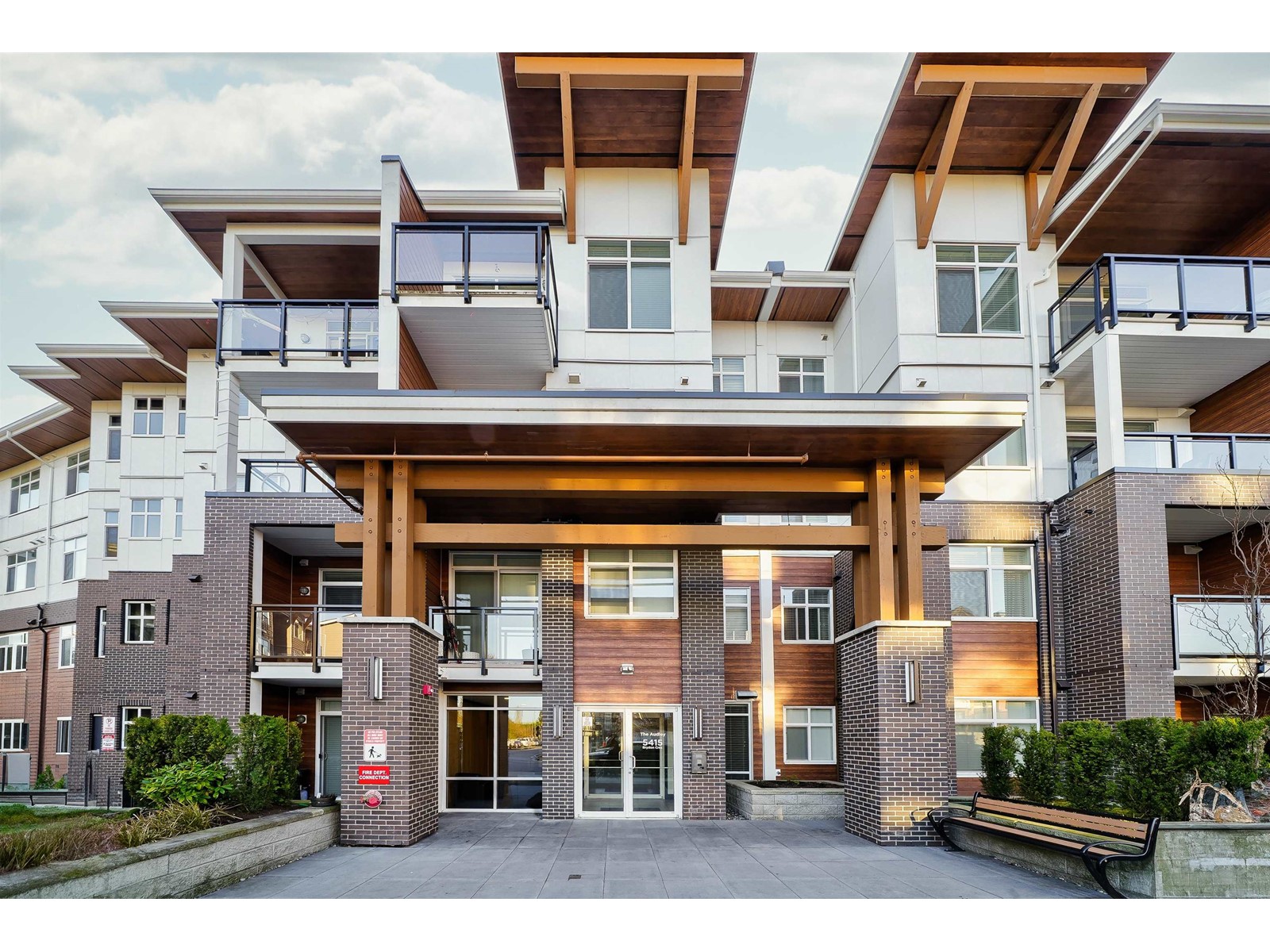126 5415 BRYDON CRESCENT, Langley real estate listing R2956232