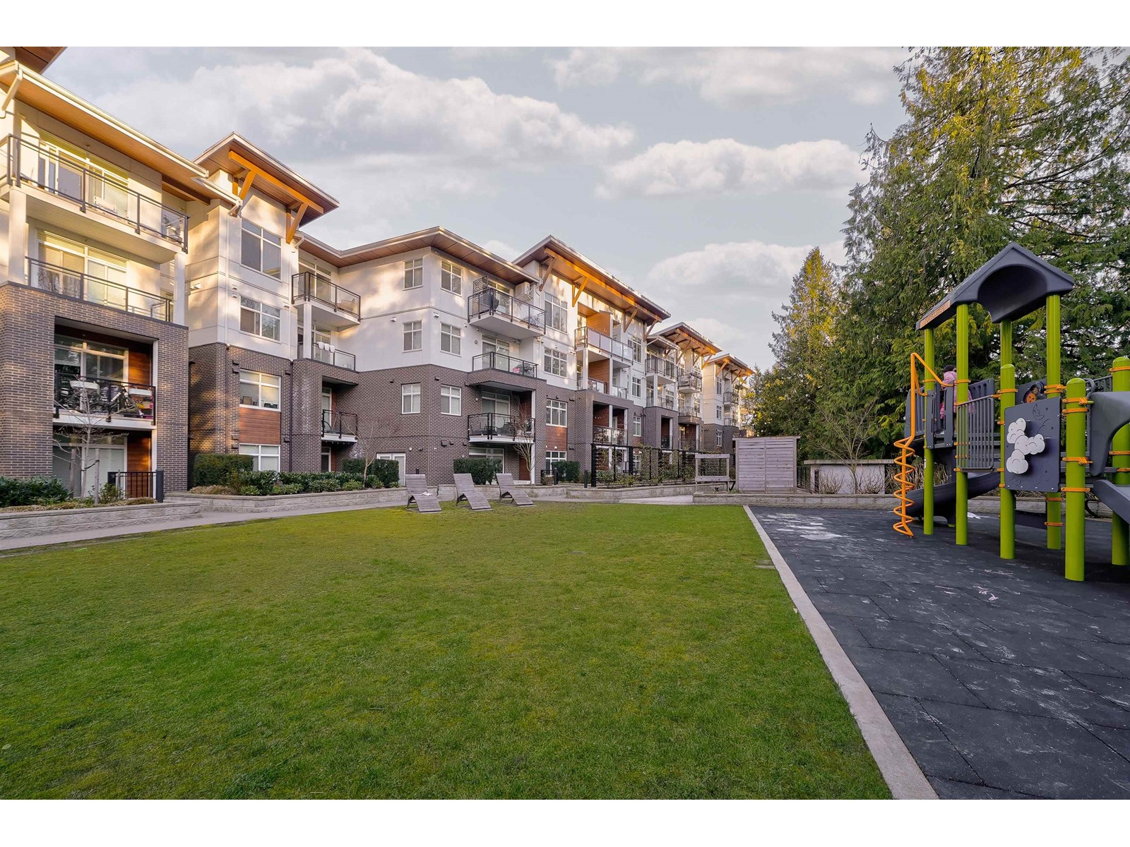 126 5415 BRYDON CRESCENT, Langley real estate listing R2956232