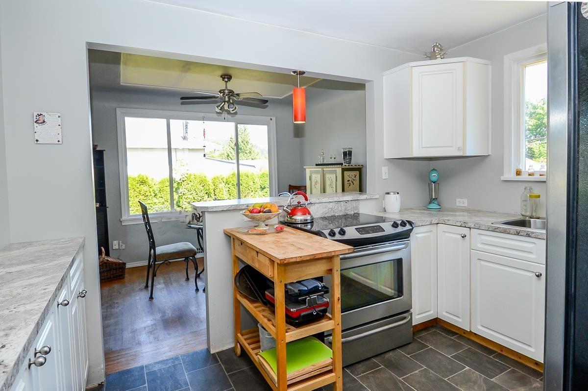 Photo 9 of 46496 Mayfair Avenue Chilliwack Proper East, Chilliwack BC