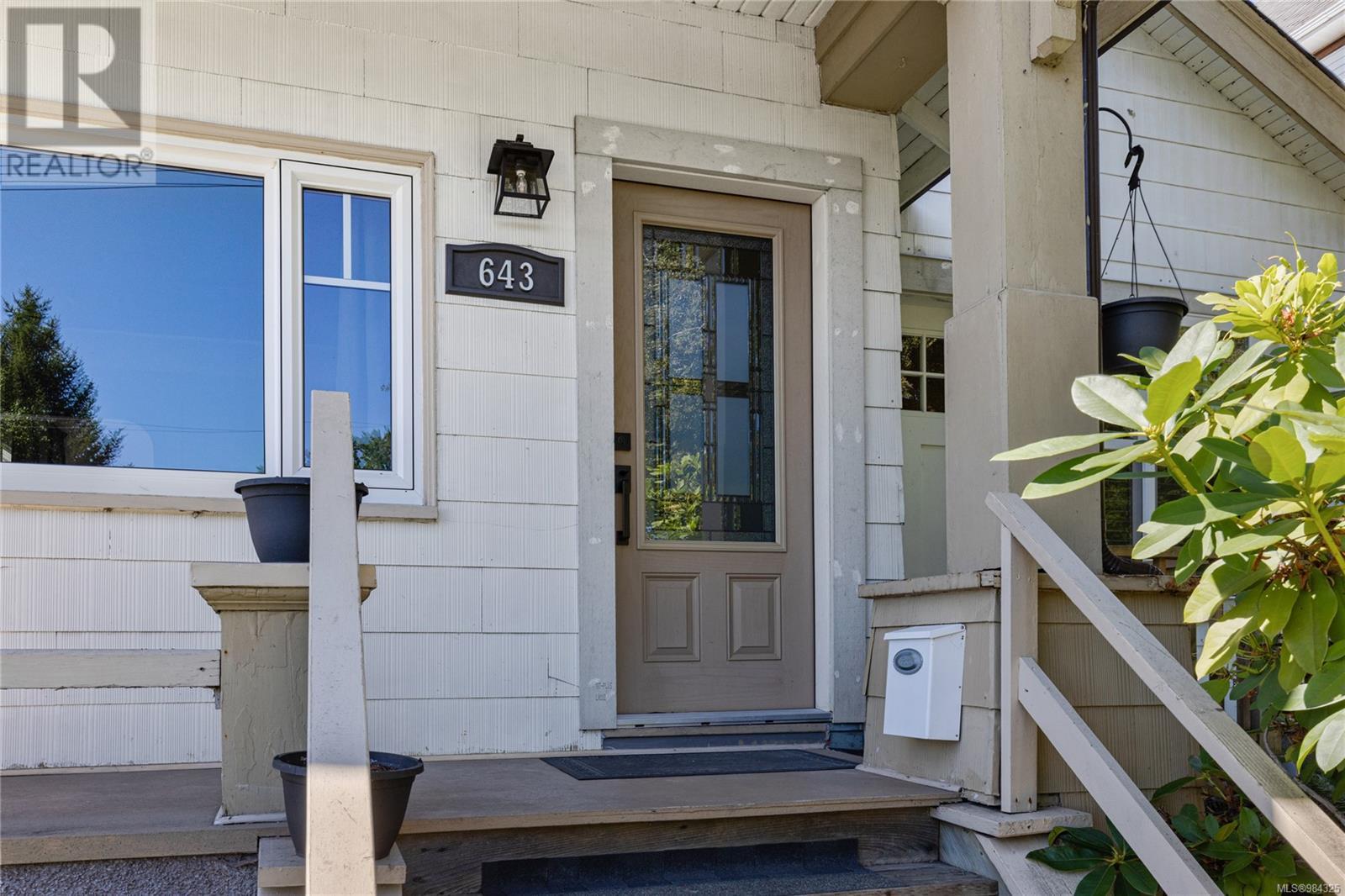 643 Kennedy St, Nanaimo