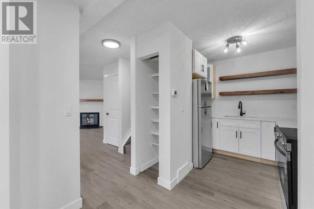 Single Family House for Sale in    Avenue SE Penbrooke Meadows Calgary 