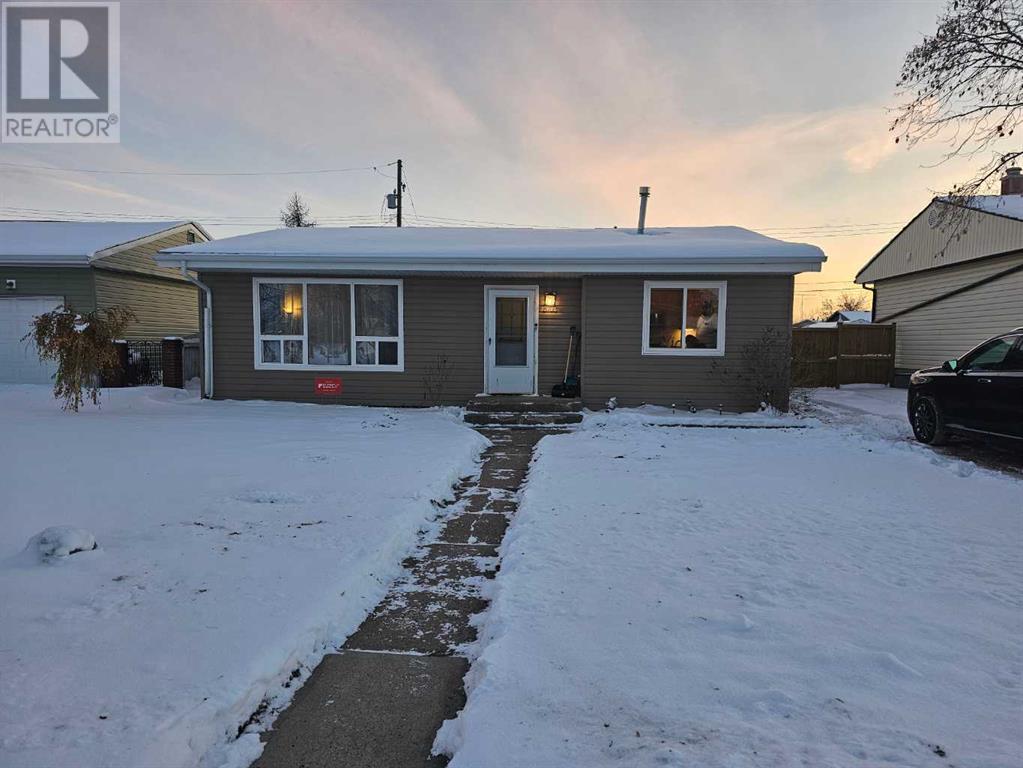 5703 46 Avenue, Stettler, Alberta