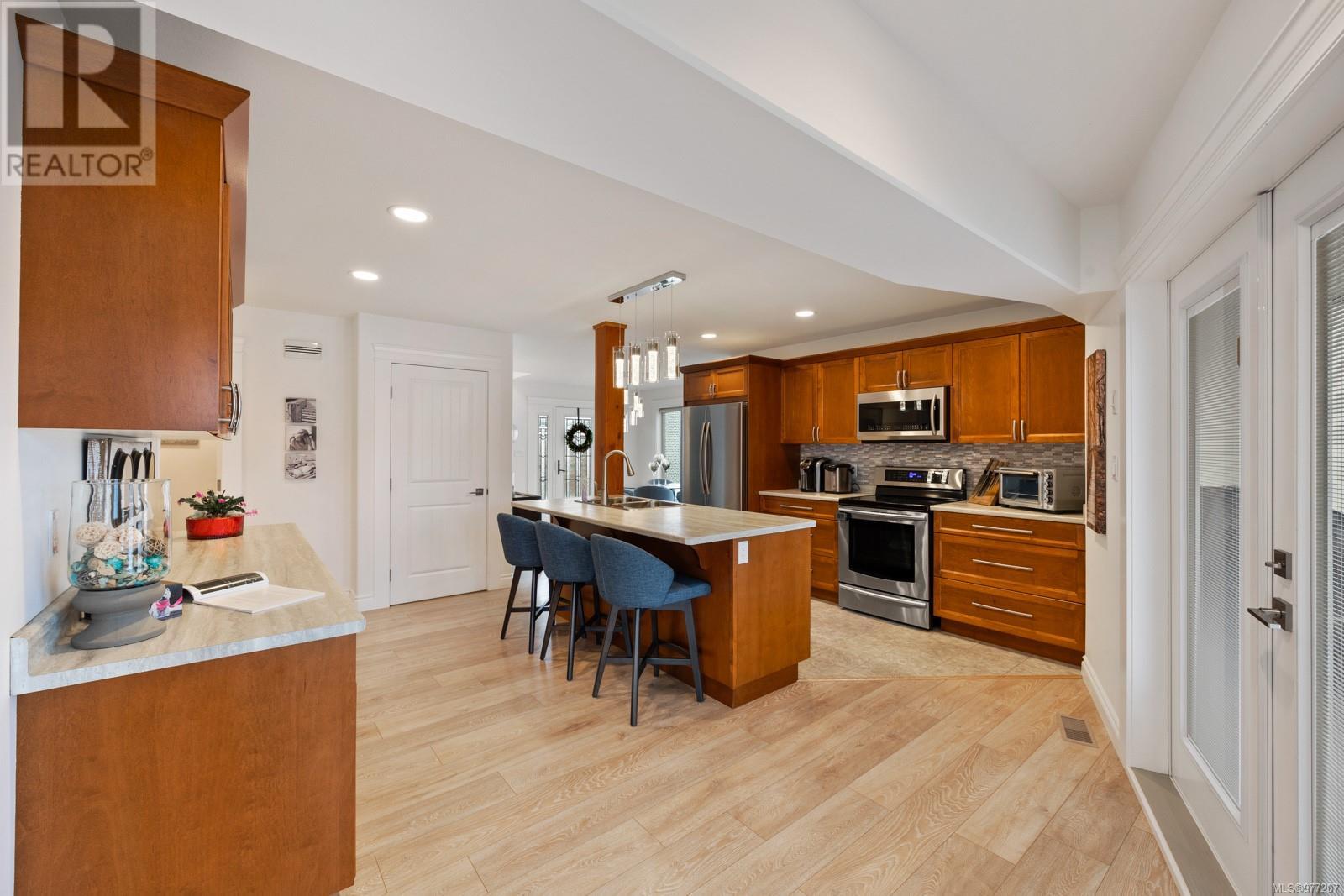 1940 19th Ave, Campbell River