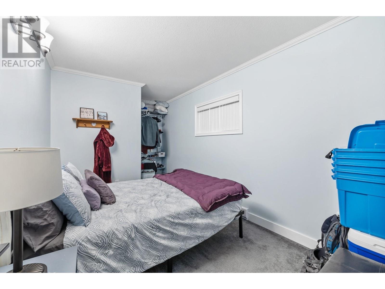  101 7th Avenue, Keremeos
