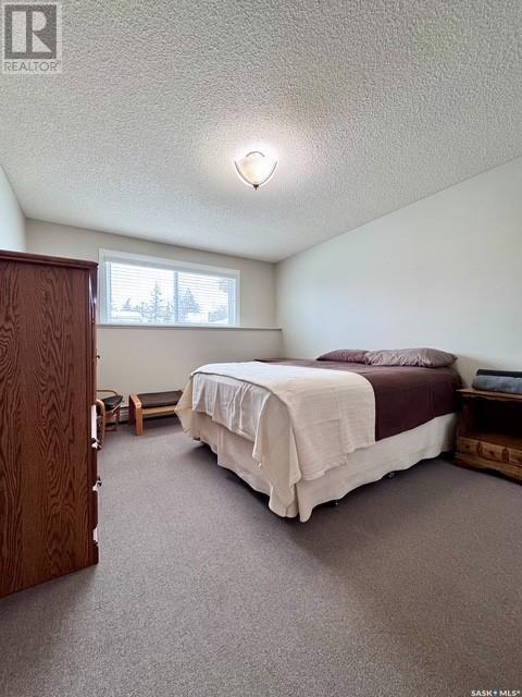 Single Family House Low rise for Sale in   th AVENUE NE Swift Current 