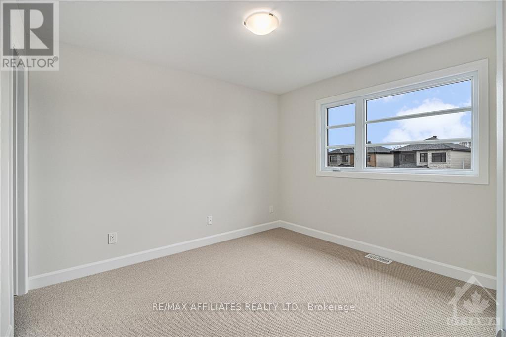 Photo 19 of 1205 Montblanc Crescent, Russell ON