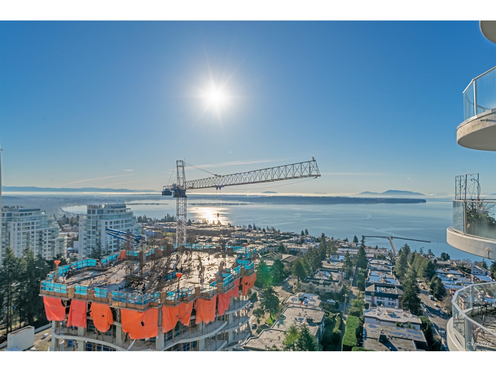 2203 1500 MARTIN STREET, White Rock