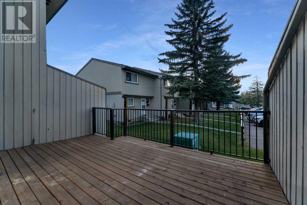 Single Family House for Sale in   Manora Place NE Marlborough Park Calgary 