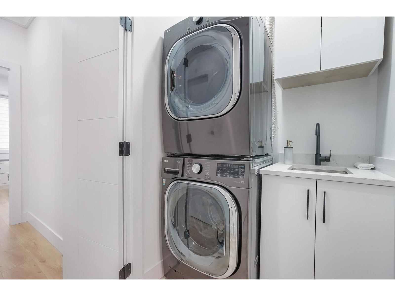 2581 TERMINAL COURT, Abbotsford real estate listing R2956847