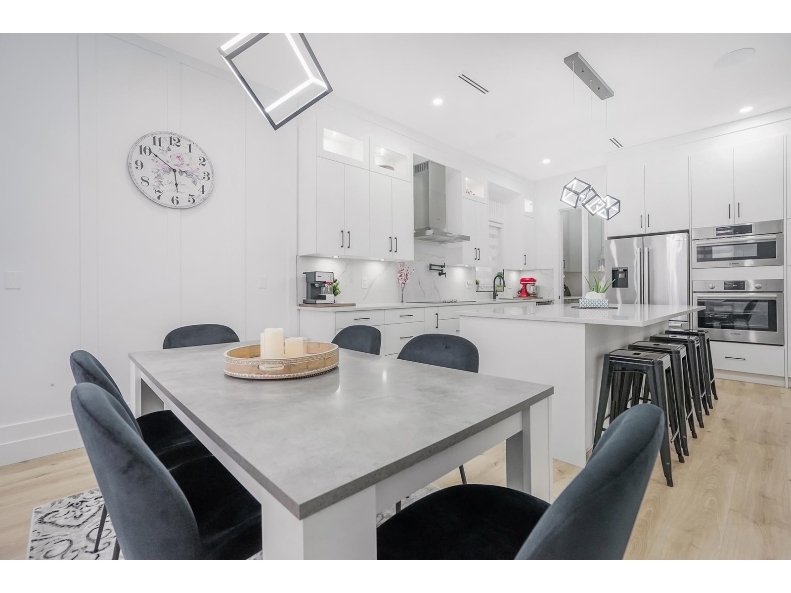 2581 TERMINAL COURT, Abbotsford real estate listing R2956847