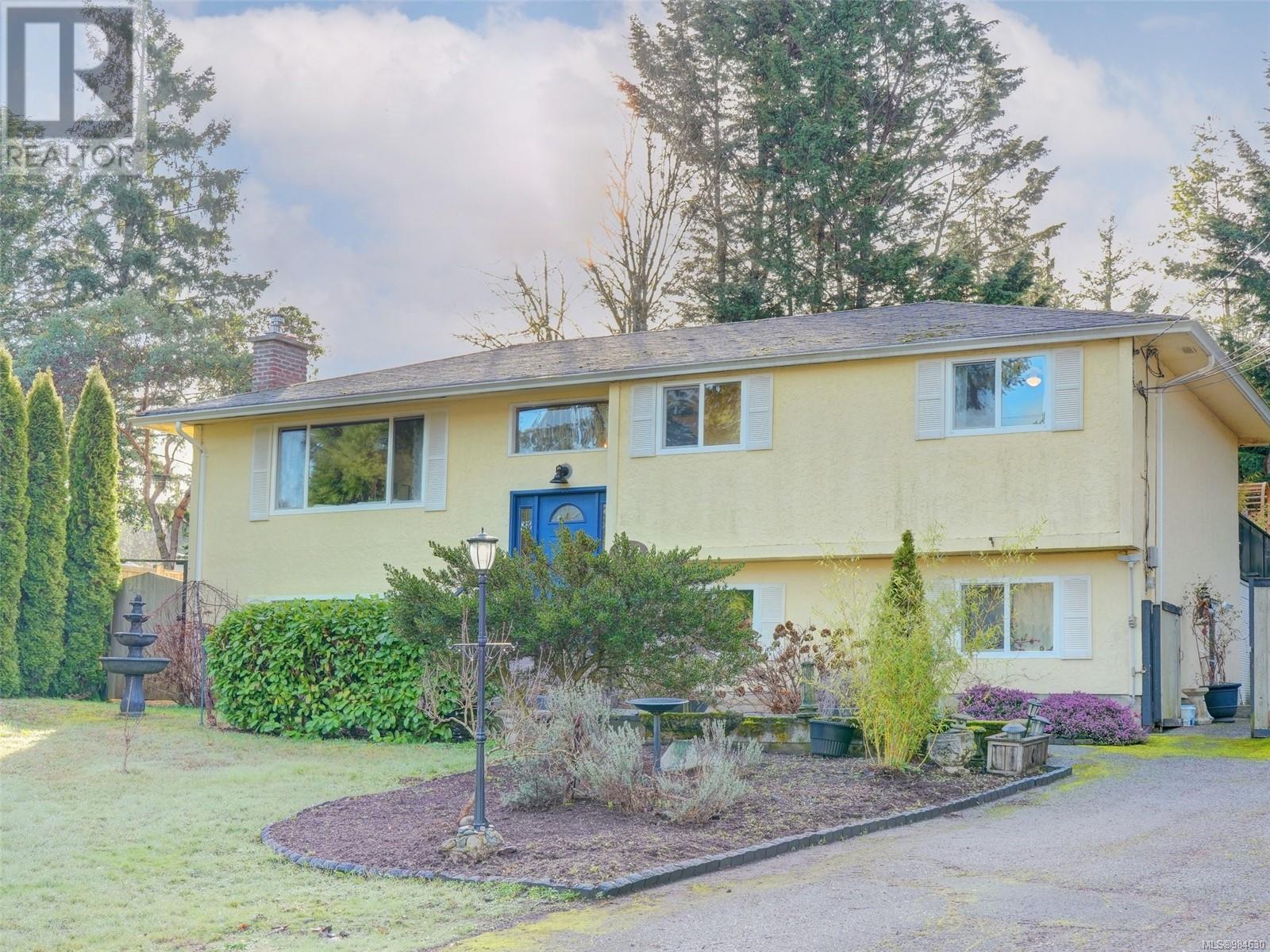 563 Phelps Avenue, Langford