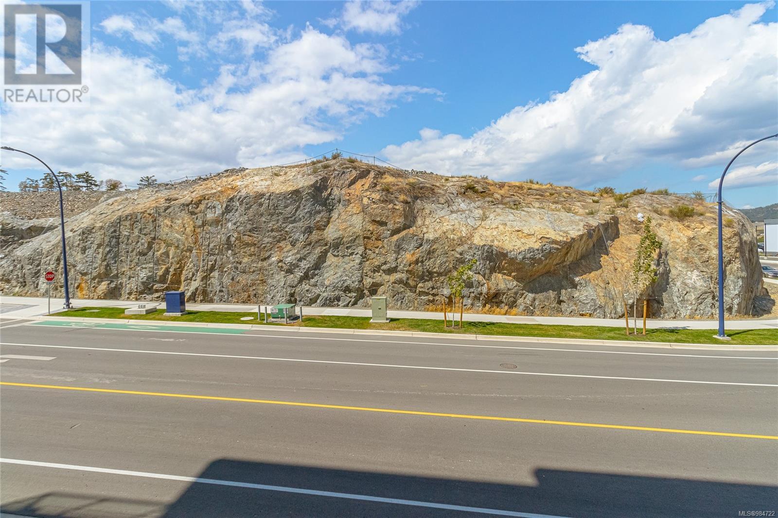 203A 2461 Gateway Rd, Langford real estate listing 984722