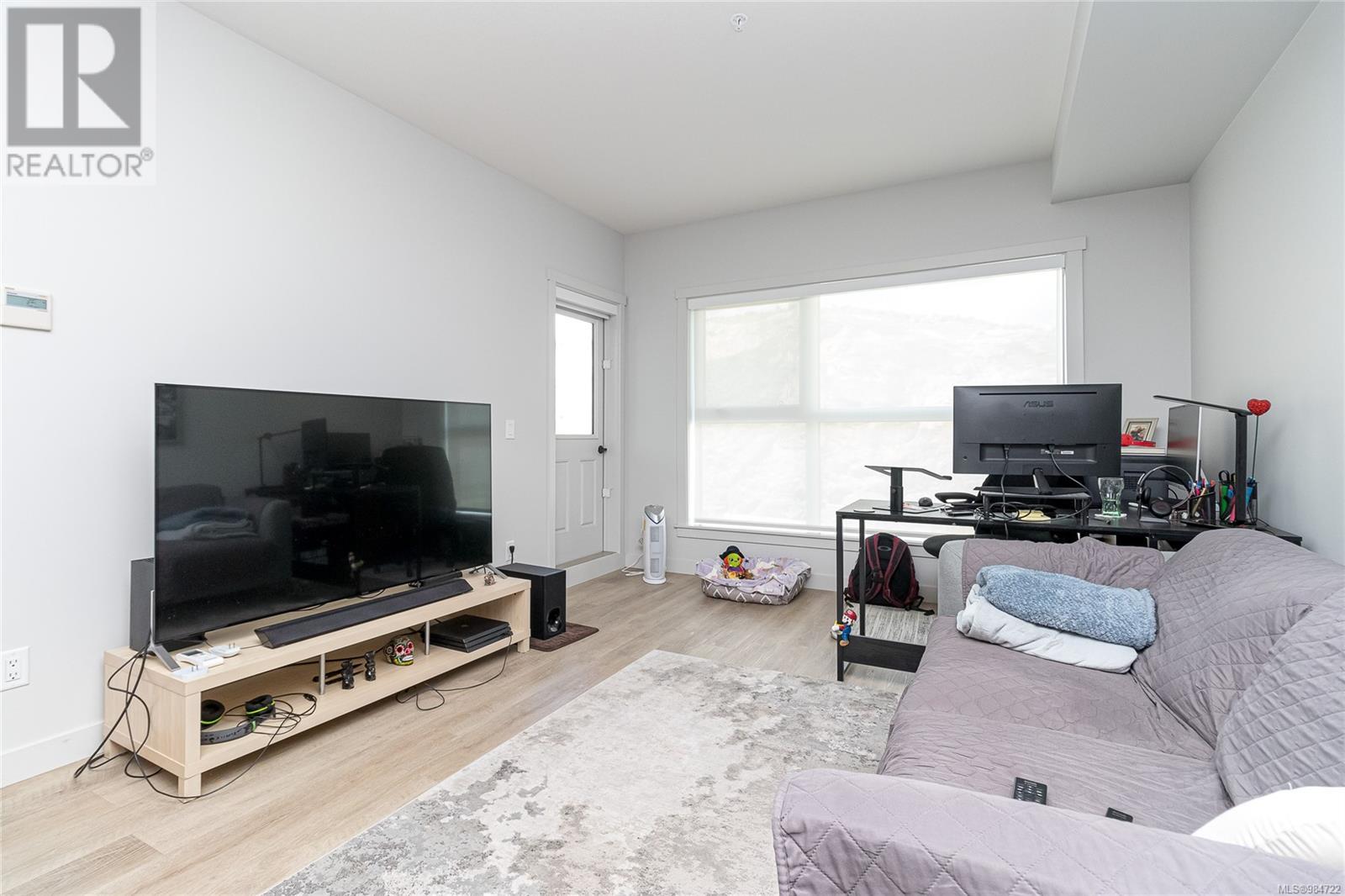 203A 2461 Gateway Rd, Langford real estate listing 984722