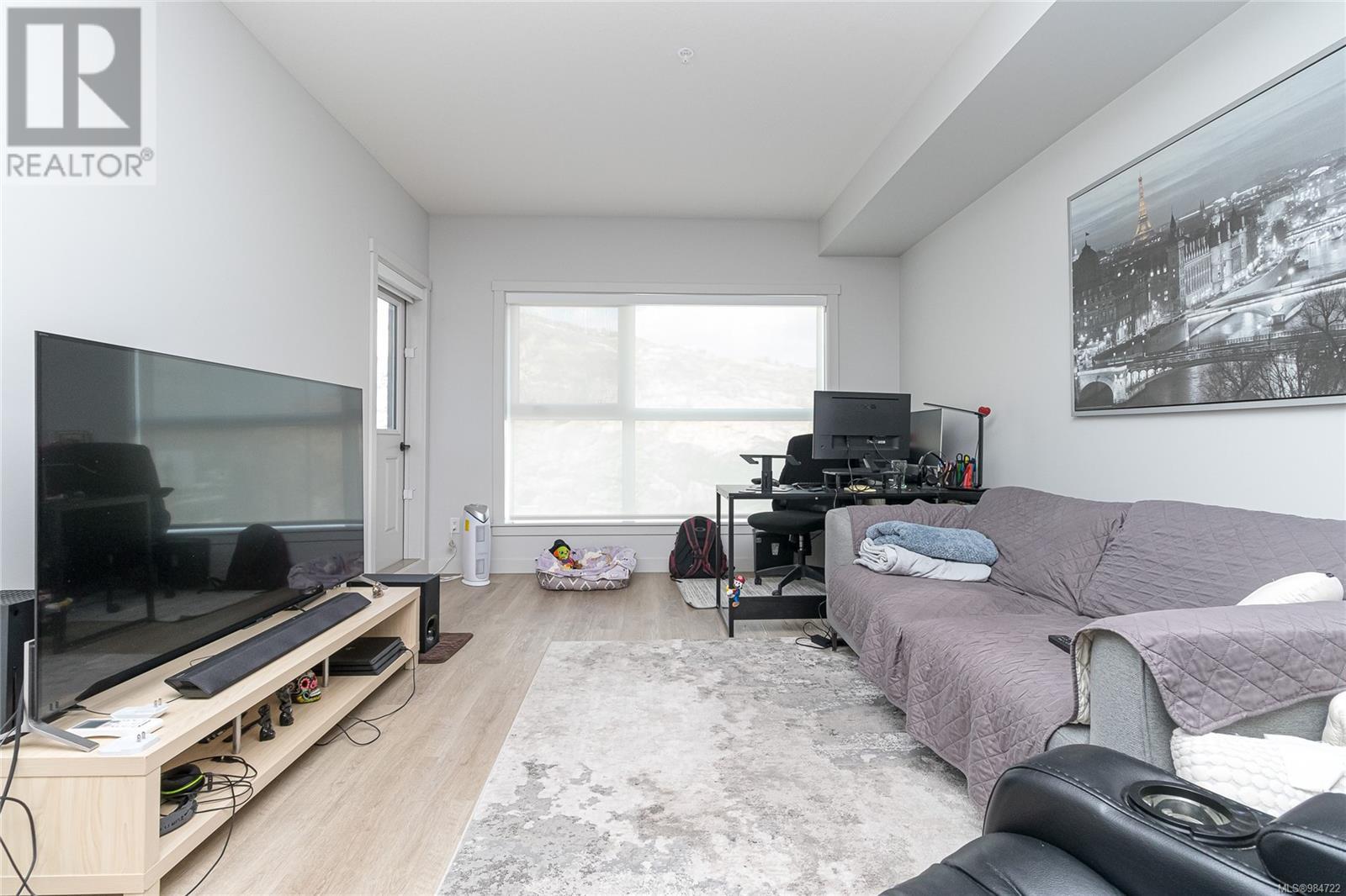 203A 2461 Gateway Rd, Langford real estate listing 984722