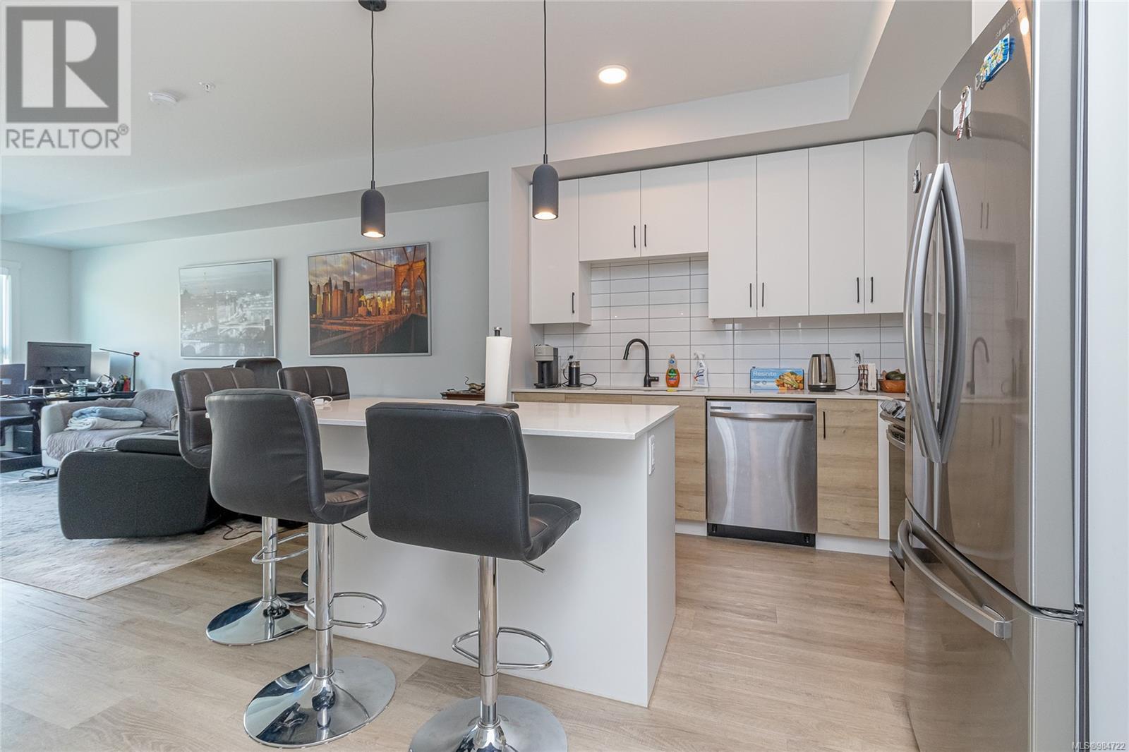 203A 2461 Gateway Rd, Langford real estate listing 984722