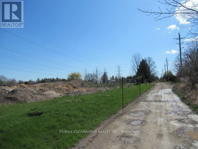 Photo 1 of 1525 Snake Road, Burlington ON