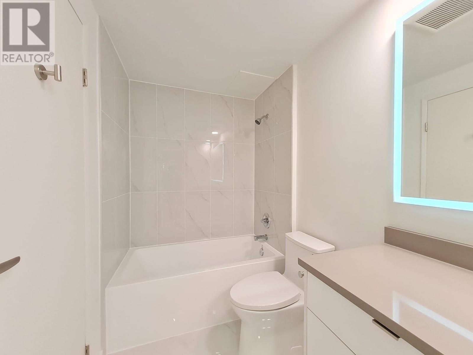 Photo 10 of 107 6560 Buswell Street, Richmond BC