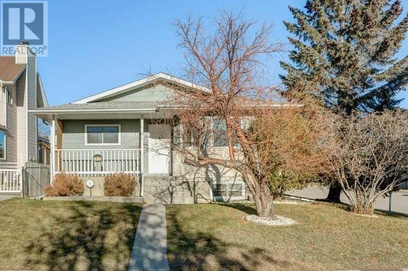 3908 14 Avenue NE, Calgary, Alberta