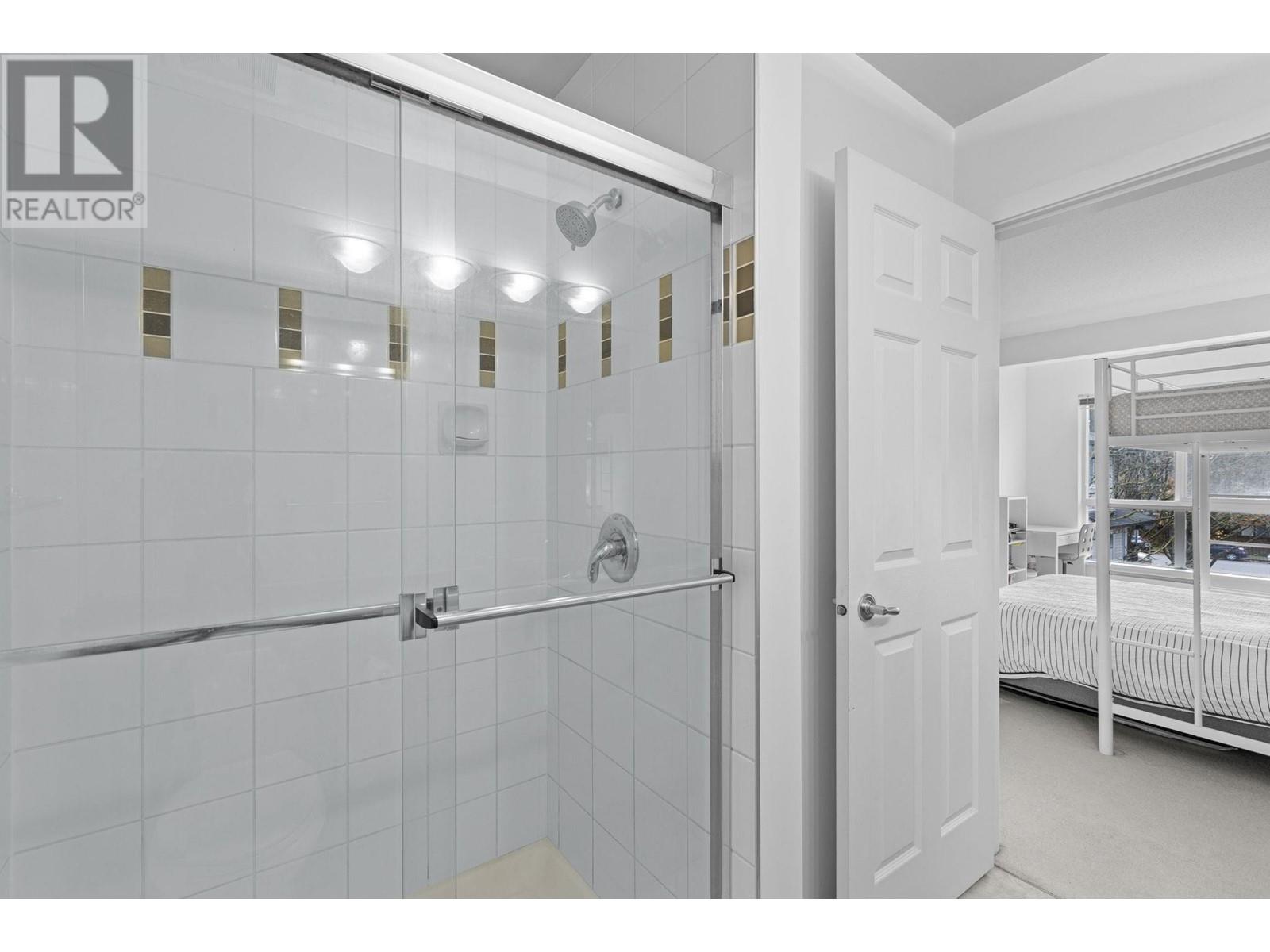 #10-8433 BENNETT Road, Richmond
