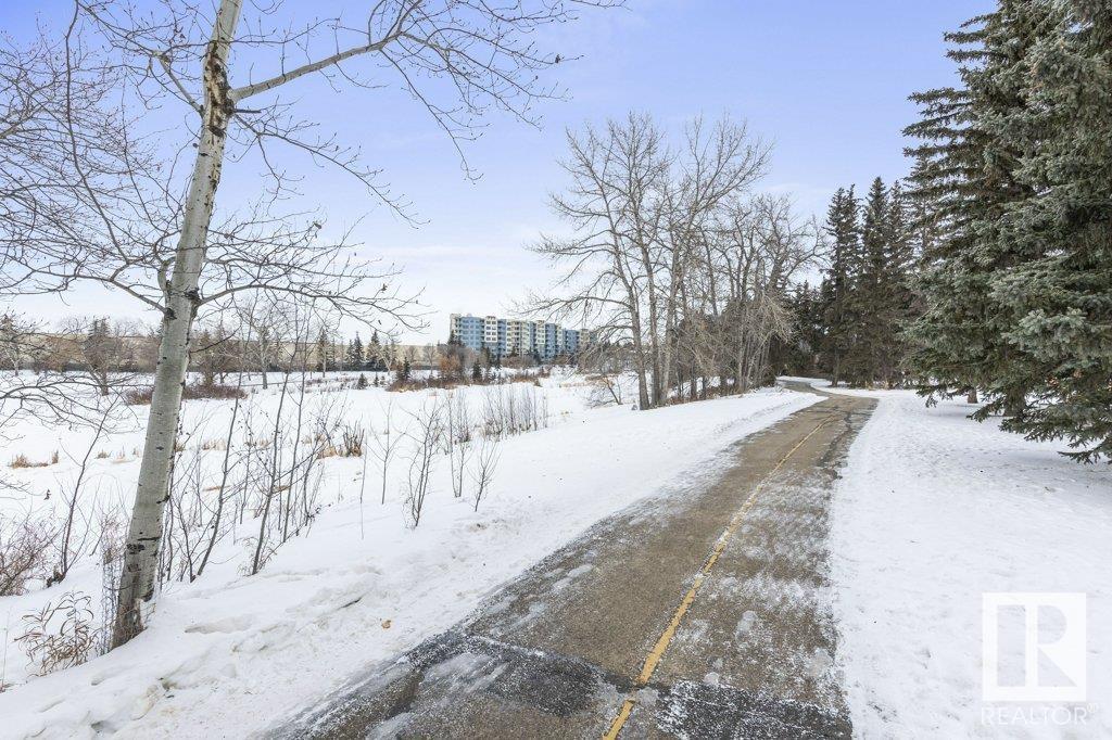 Single Family House for Sale in  BERRYMORE DR St. Albert 