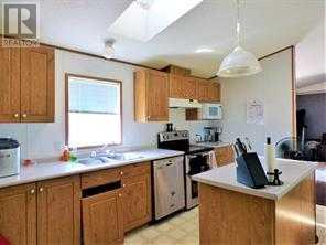 Photo 3 of 146 Woodward Crescent, Anzac AB