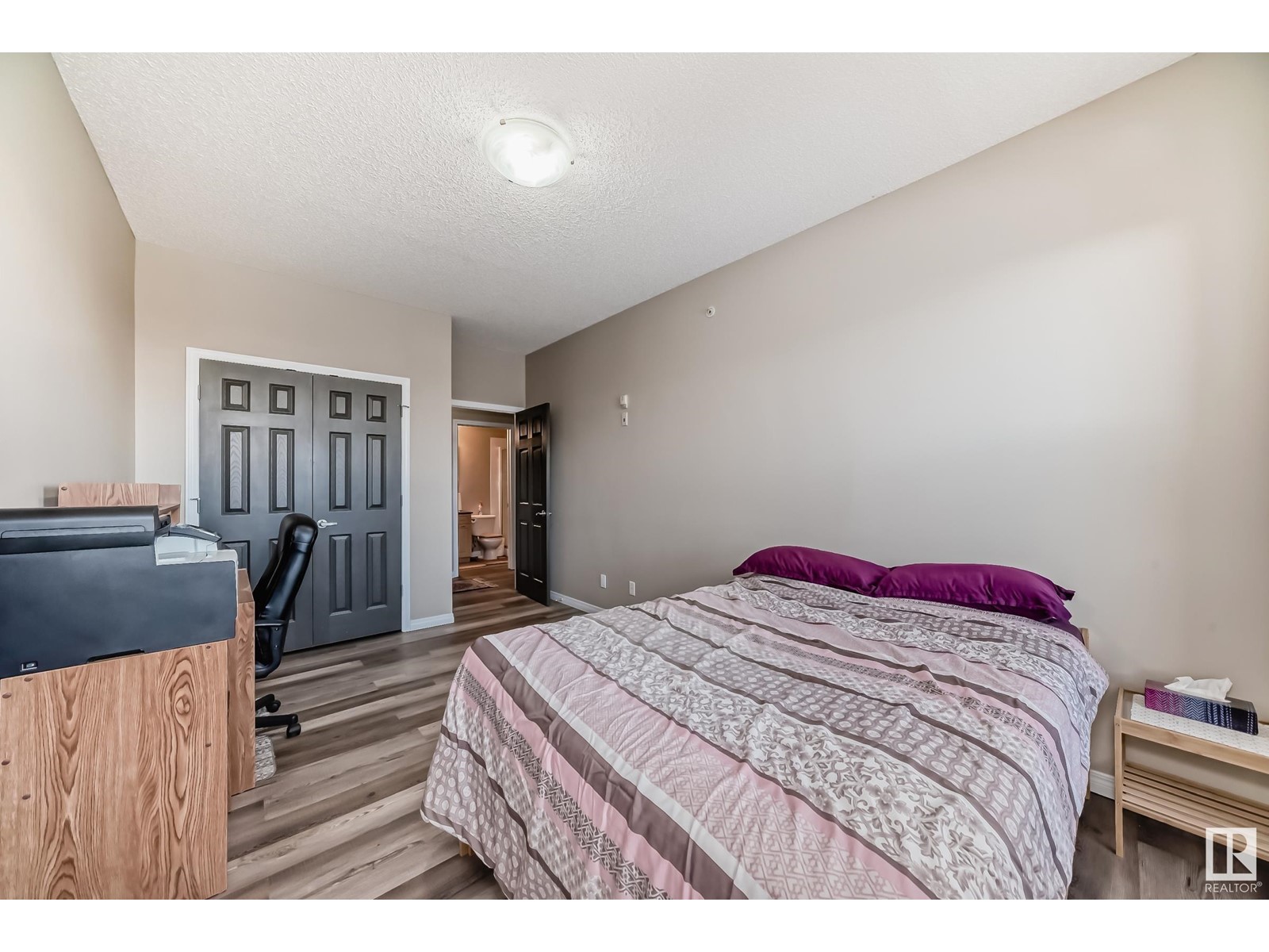 Single Family House for Sale in #   AV NW Edmonton 