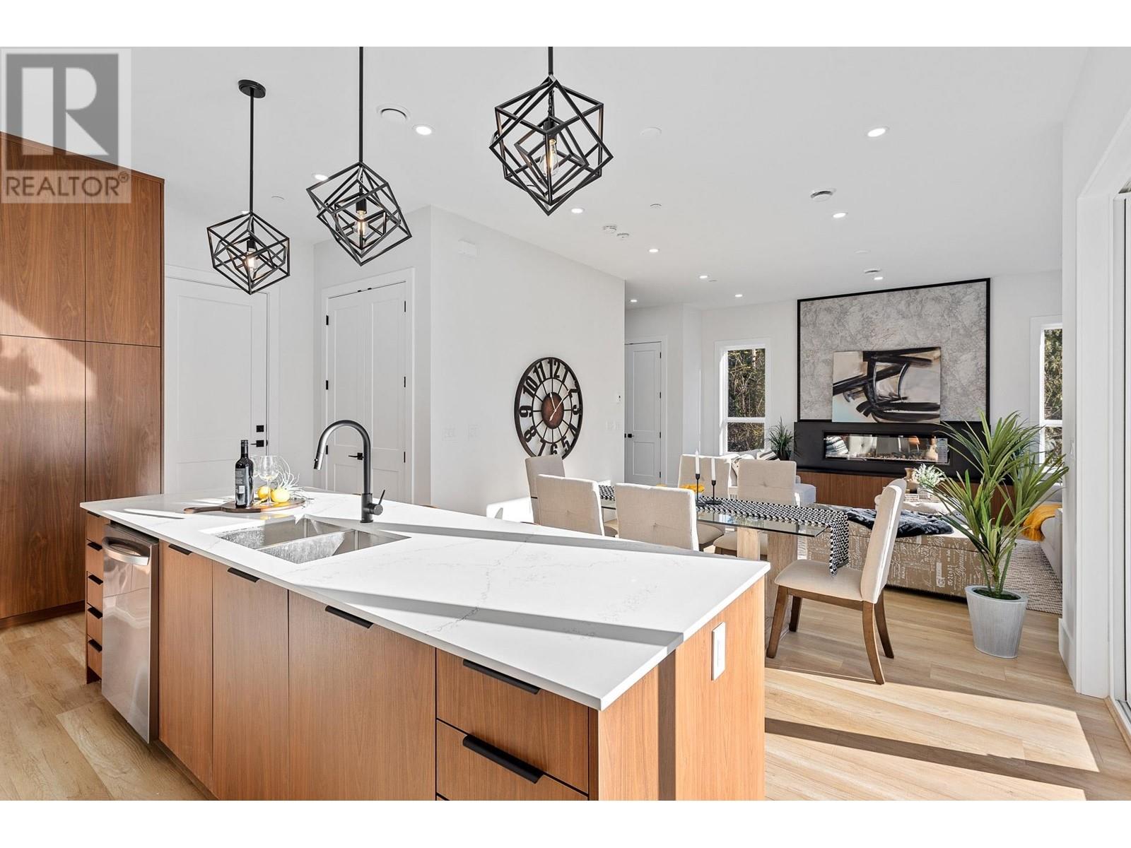 2418 FRISKIE AVENUE, Port Coquitlam real estate listing R2957240