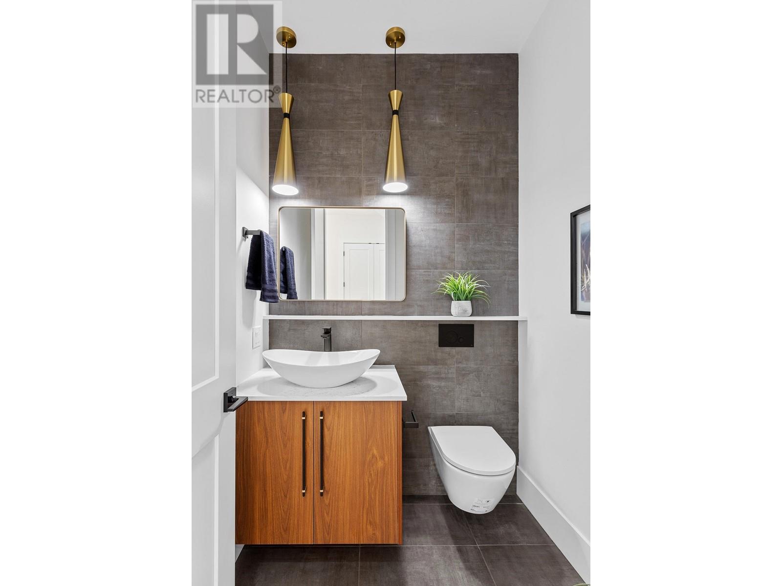 2418 FRISKIE AVENUE, Port Coquitlam real estate listing R2957240