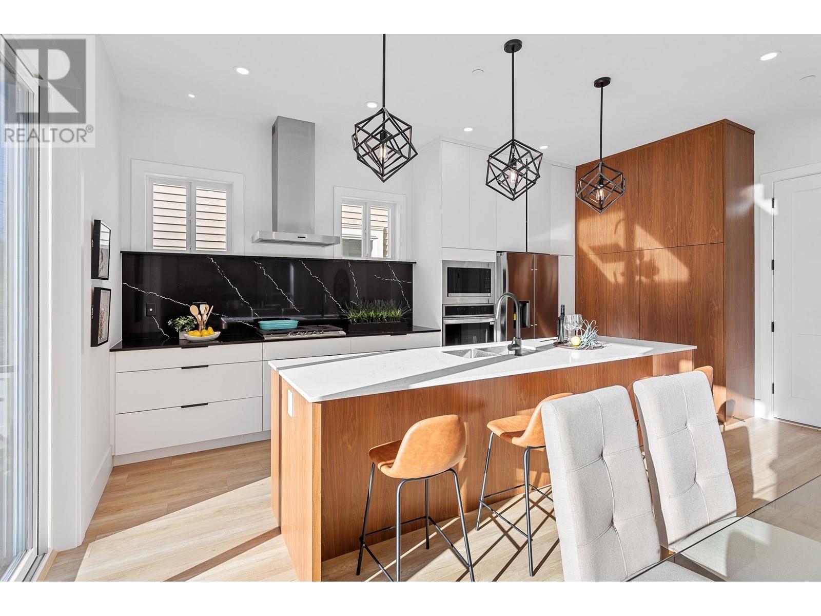 2418 FRISKIE AVENUE, Port Coquitlam real estate listing R2957240