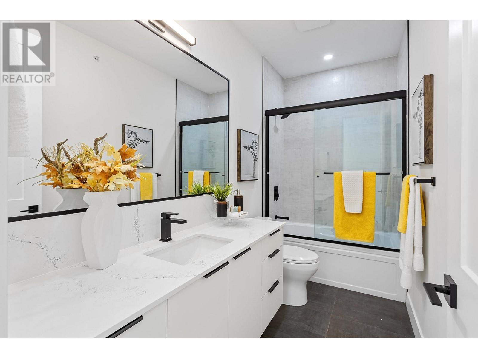 2418 FRISKIE AVENUE, Port Coquitlam real estate listing R2957240