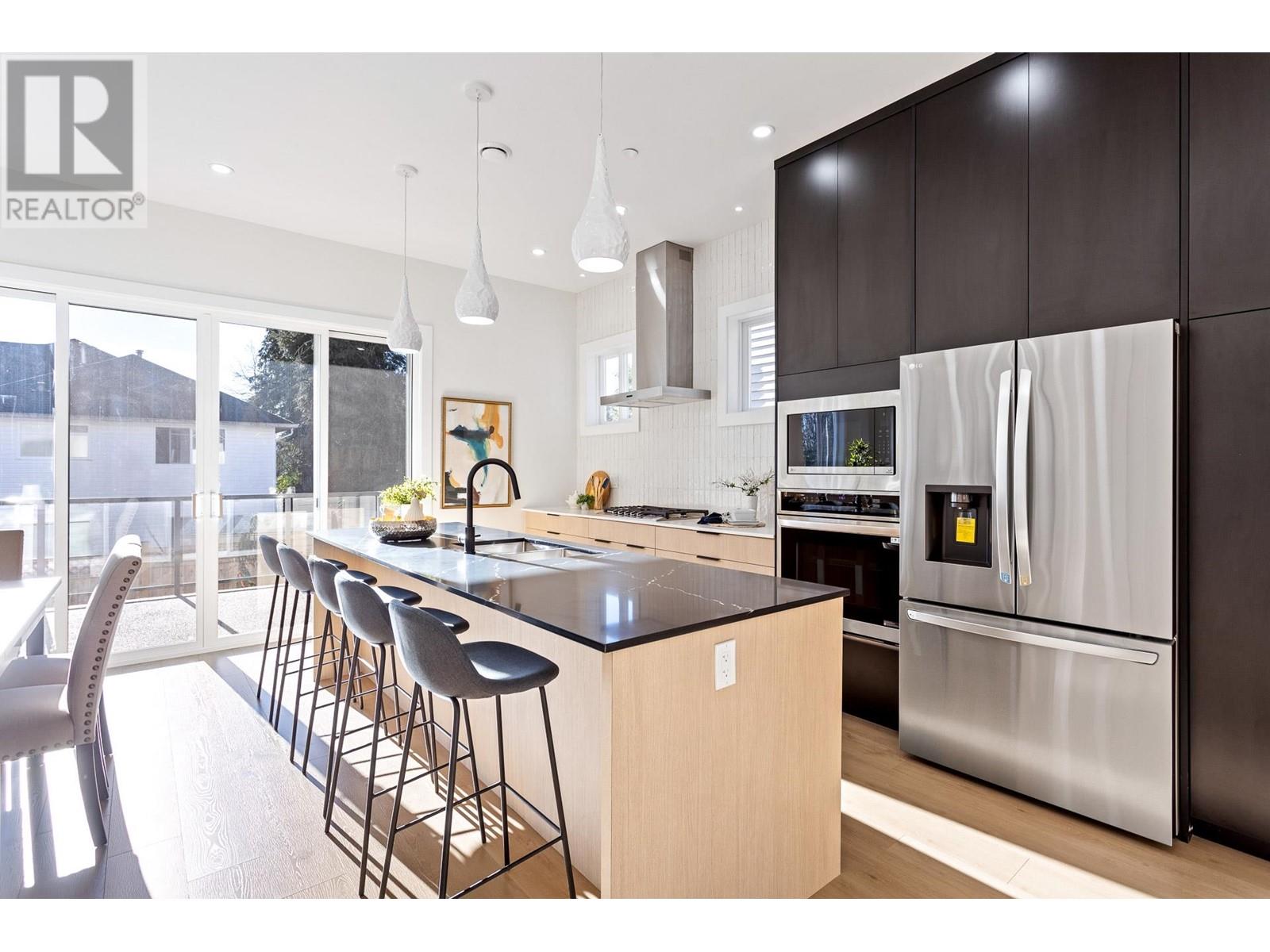 2426 FRISKIE AVENUE, Port Coquitlam real estate listing R2957236