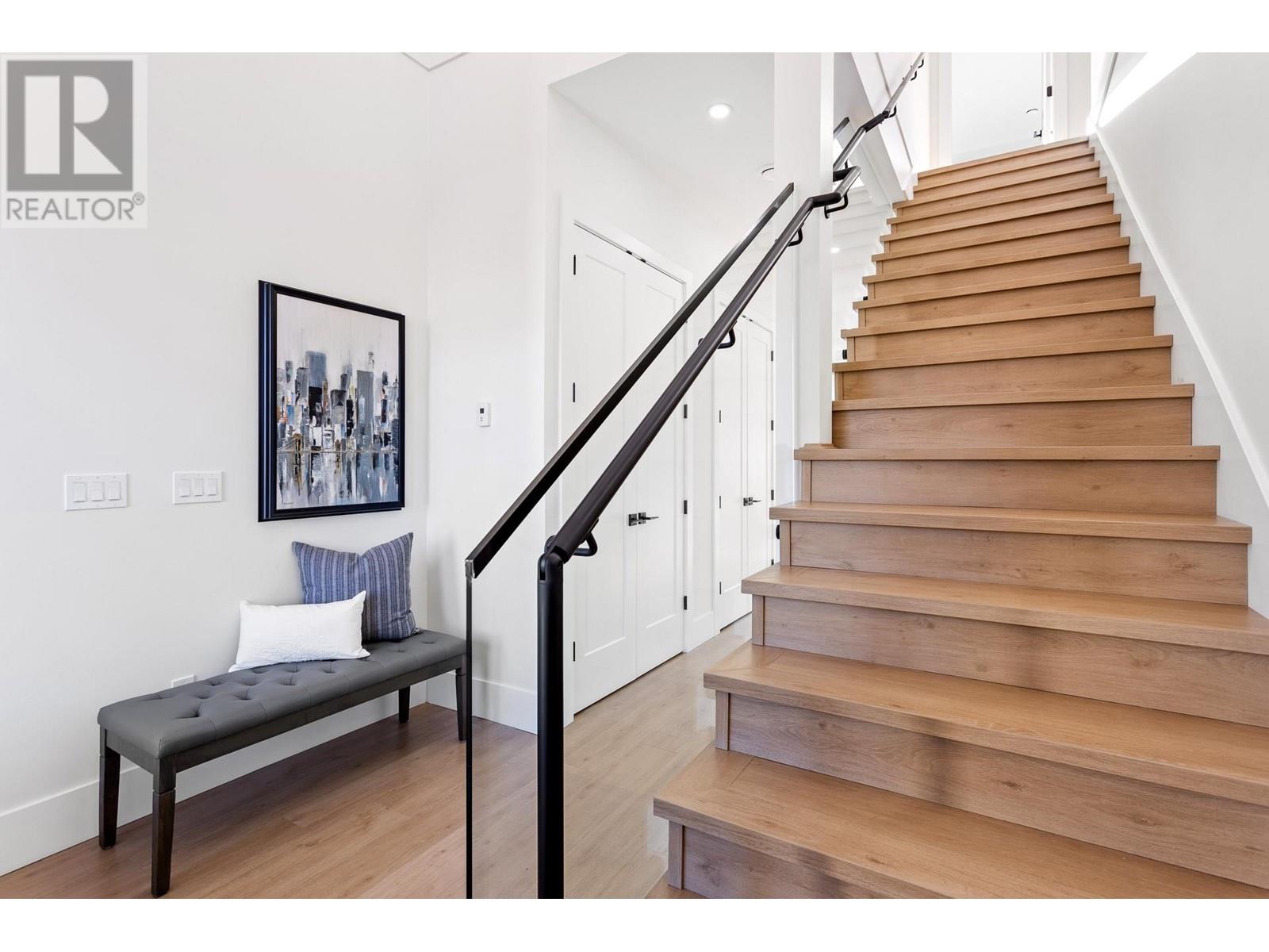 2426 FRISKIE AVENUE, Port Coquitlam real estate listing R2957236