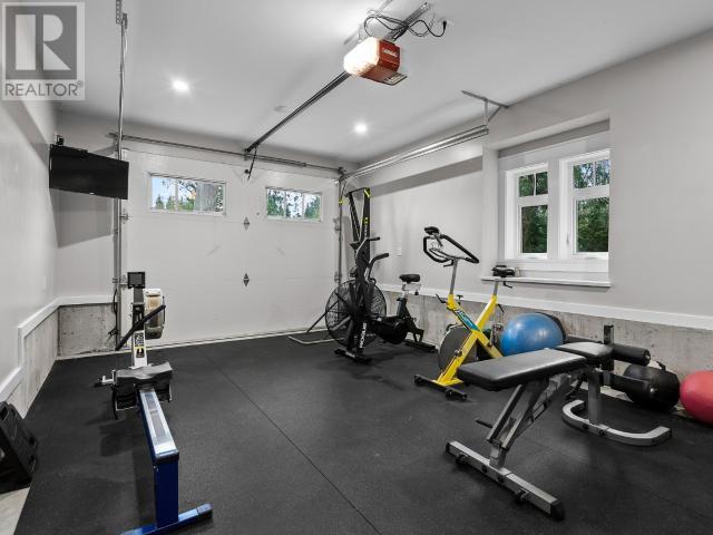 3569 MARINE AVE, Powell River