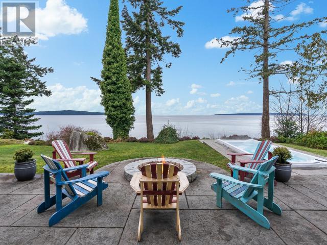 3569 MARINE AVE, Powell River