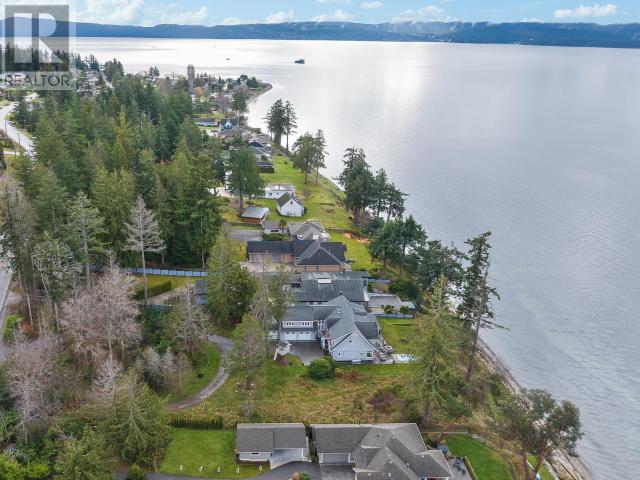 3569 MARINE AVE, Powell River