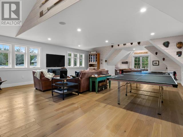 3569 MARINE AVE, Powell River