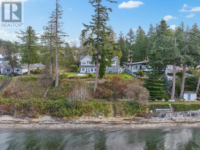 3569 MARINE AVE, Powell River