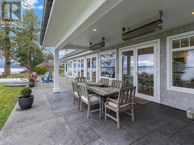 3569 MARINE AVE, Powell River