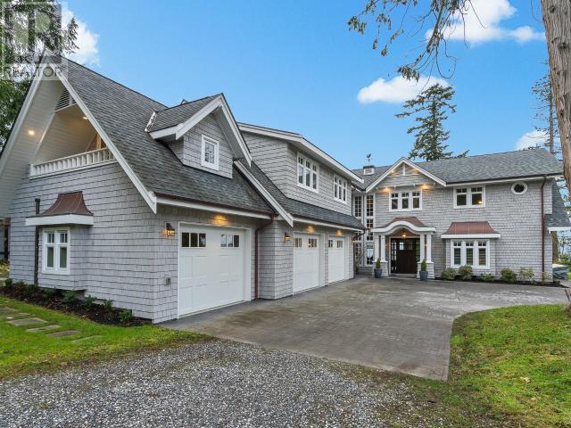 3569 MARINE AVE, Powell River