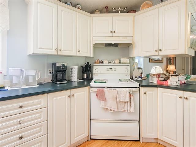 3050 228 STREET, Langley