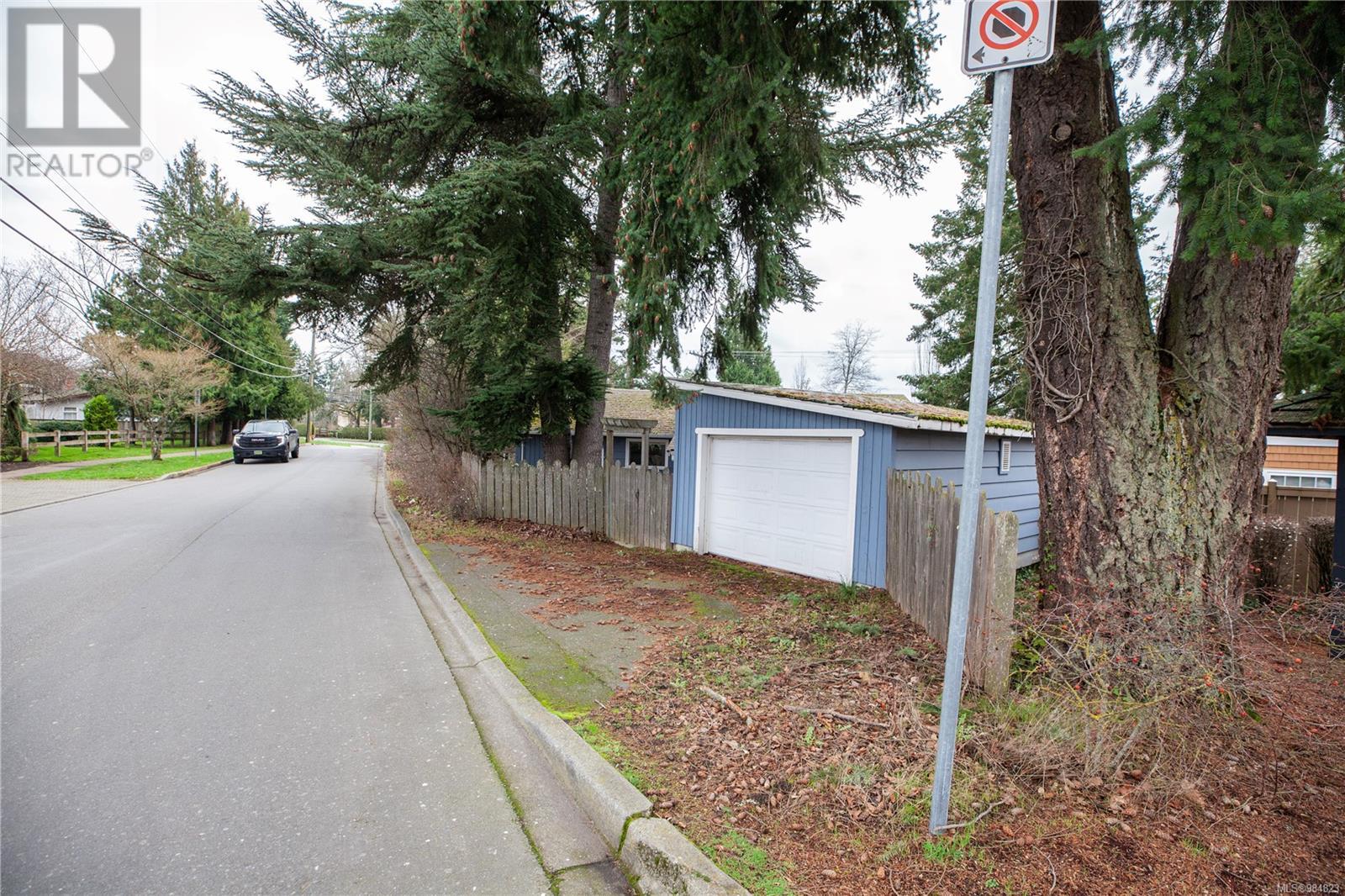 Vacant Land for Sale in  West Saanich Rd Saanich 