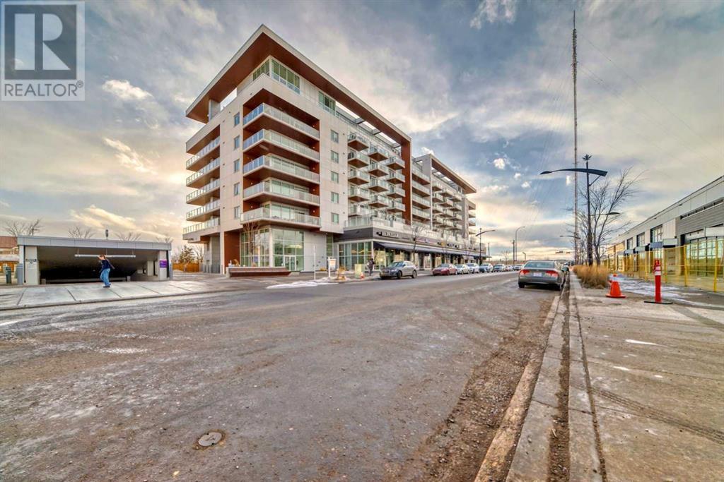 Single Family House High rise for Sale in   Broadcast Avenue SW West Springs Calgary 