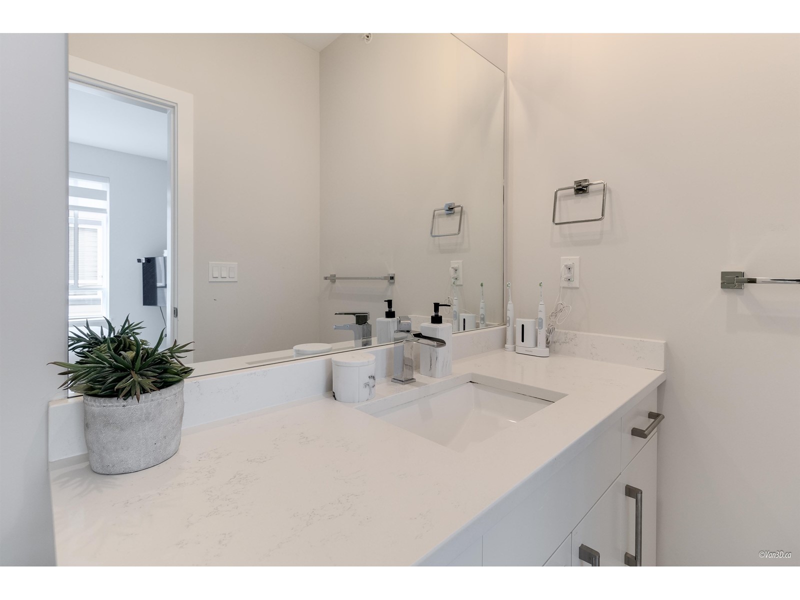 23 5515 199A STREET, Langley real estate listing R2956979
