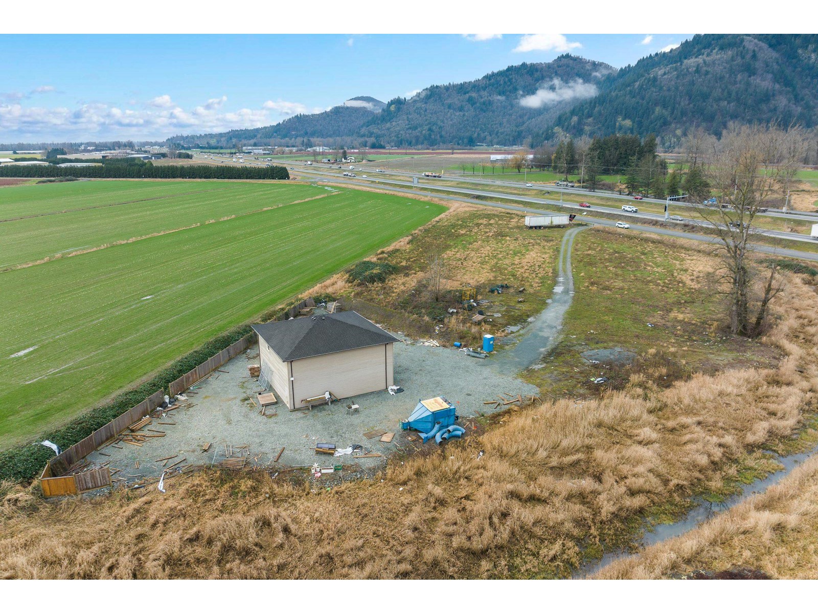 39330-39452 SOUTH PARALLEL ROAD, Abbotsford real estate listing R2956815