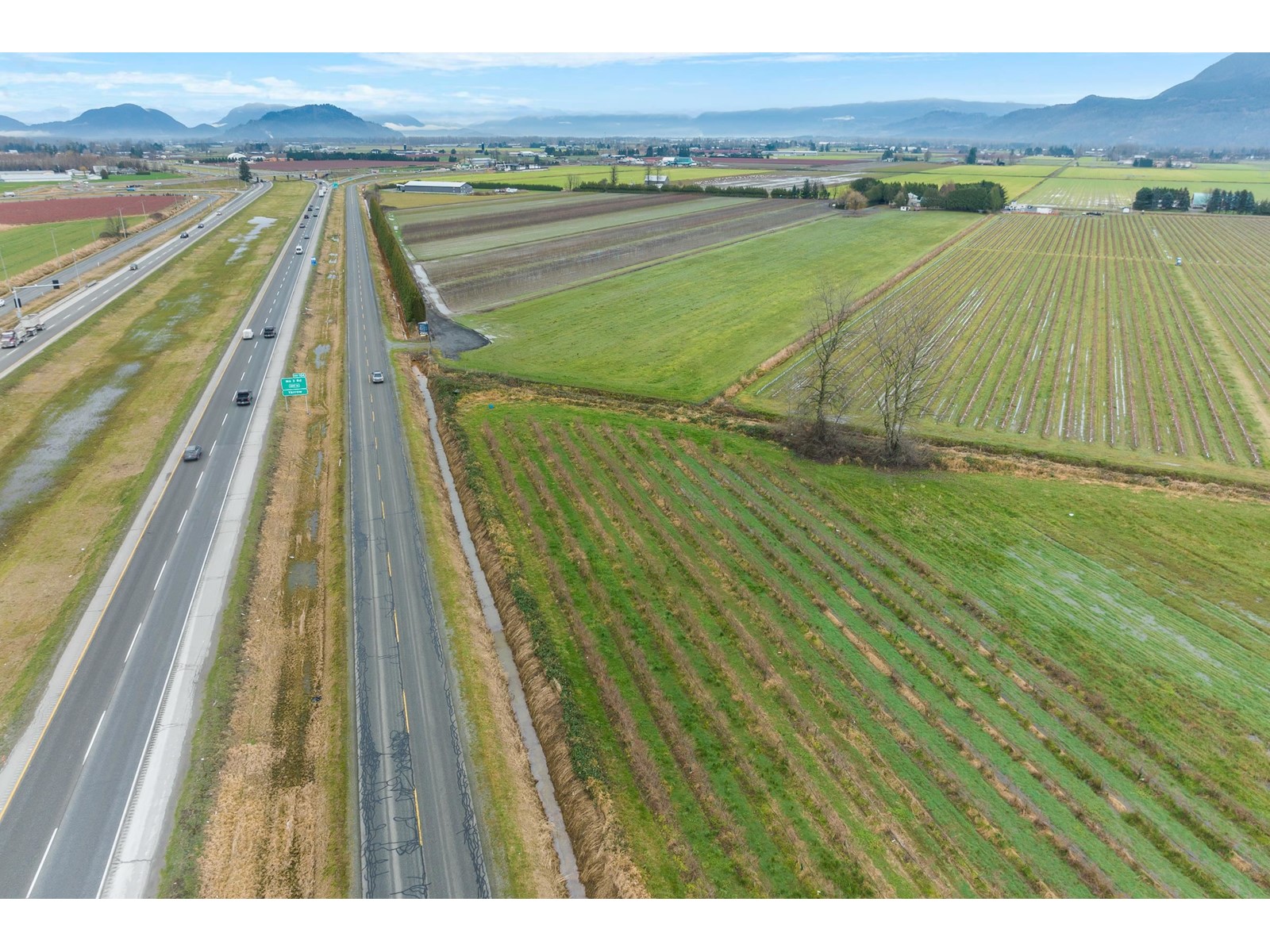 39330-39452 SOUTH PARALLEL ROAD, Abbotsford real estate listing R2956815