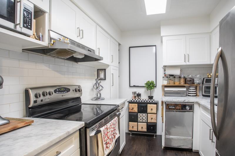 103 1390 MERKLIN STREET, White Rock real estate listing R2957002
