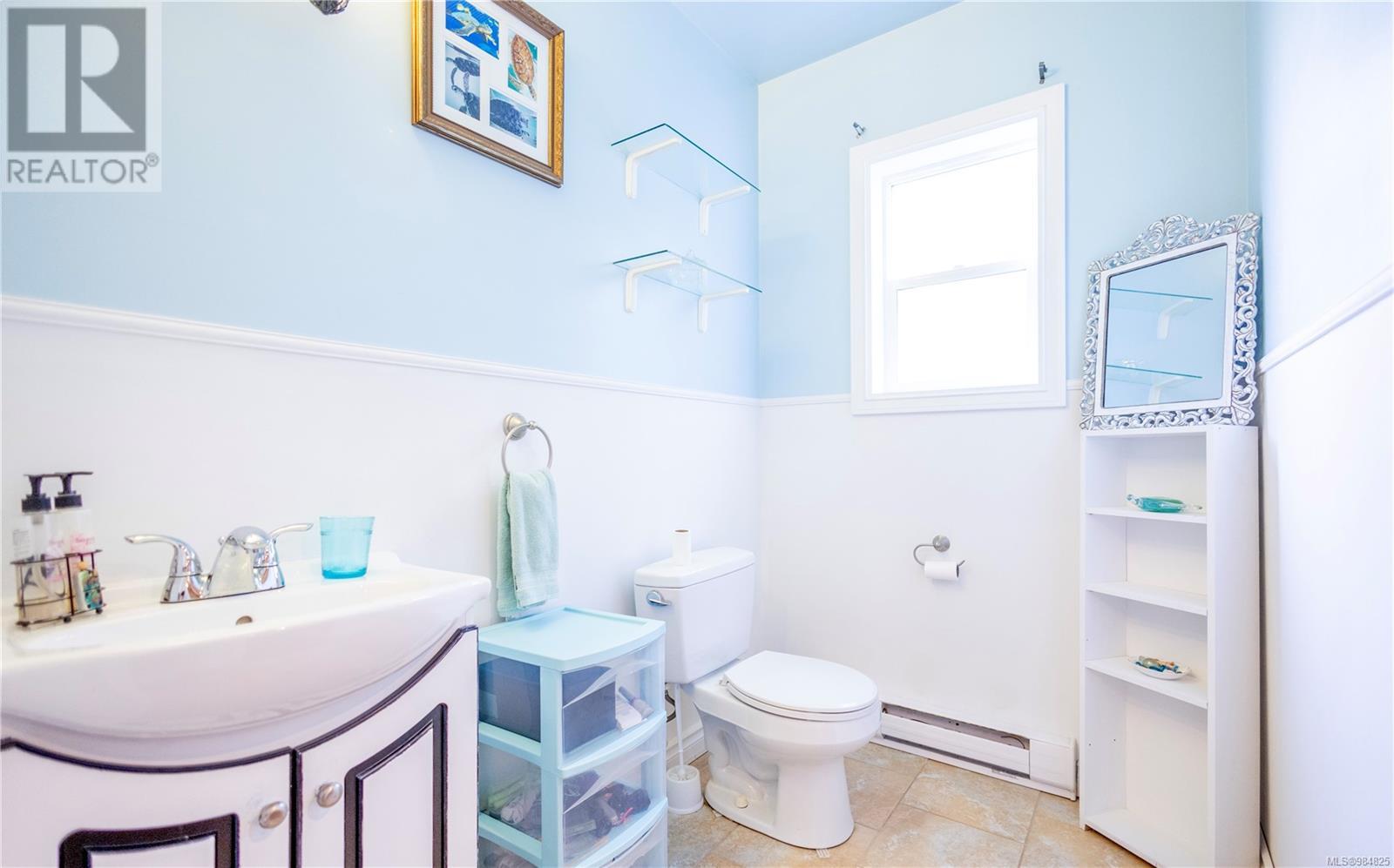 660 Rockingham Rd, Langford real estate listing 984825